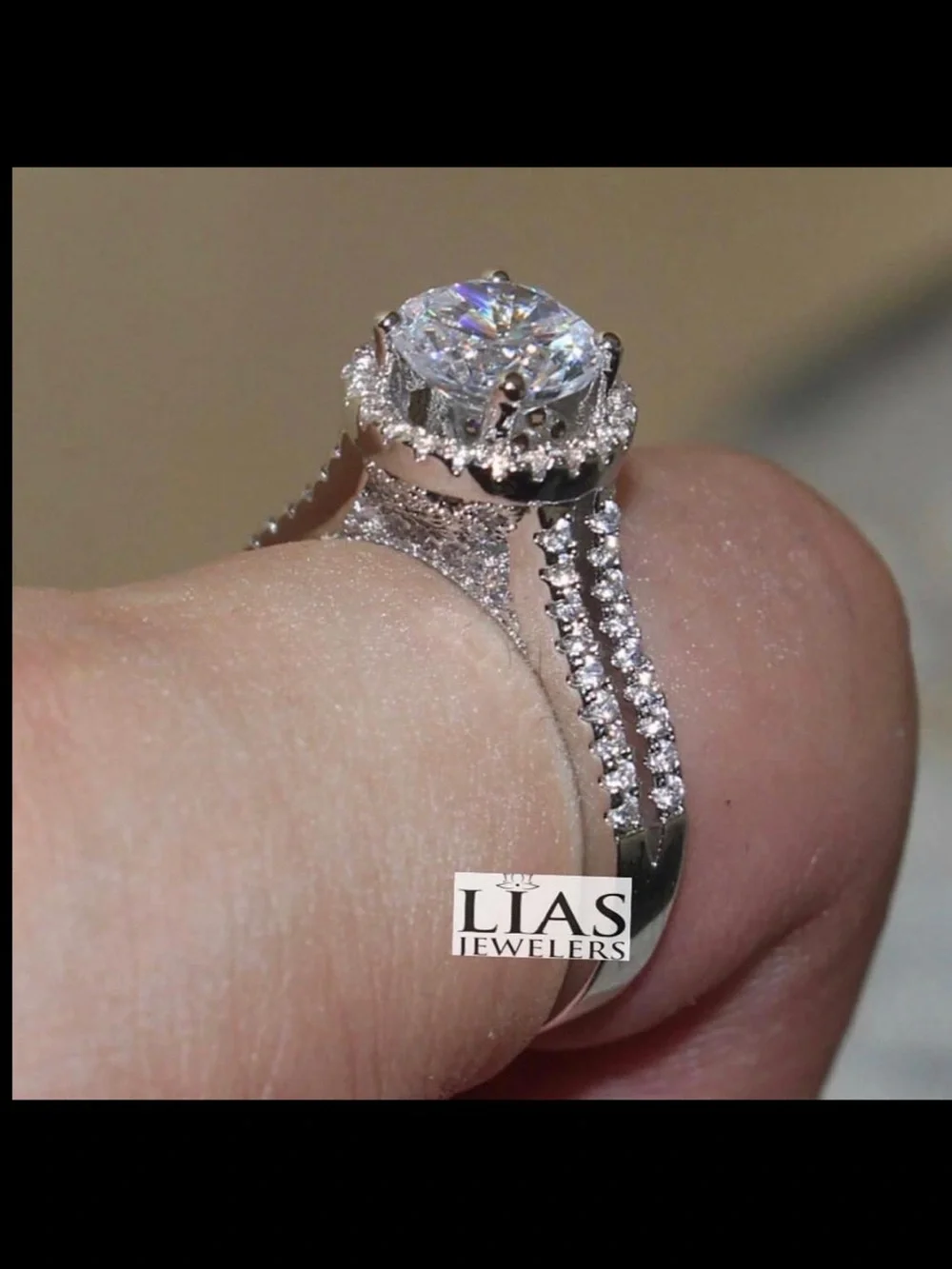 New 18k white gold engagement ring